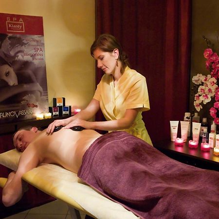 Abidar Hotel Spa & Wellness تشيخوتشينيك المظهر الخارجي الصورة