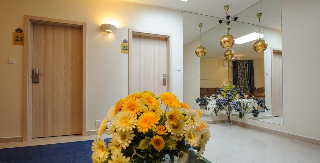 Abidar Hotel Spa & Wellness تشيخوتشينيك المظهر الخارجي الصورة