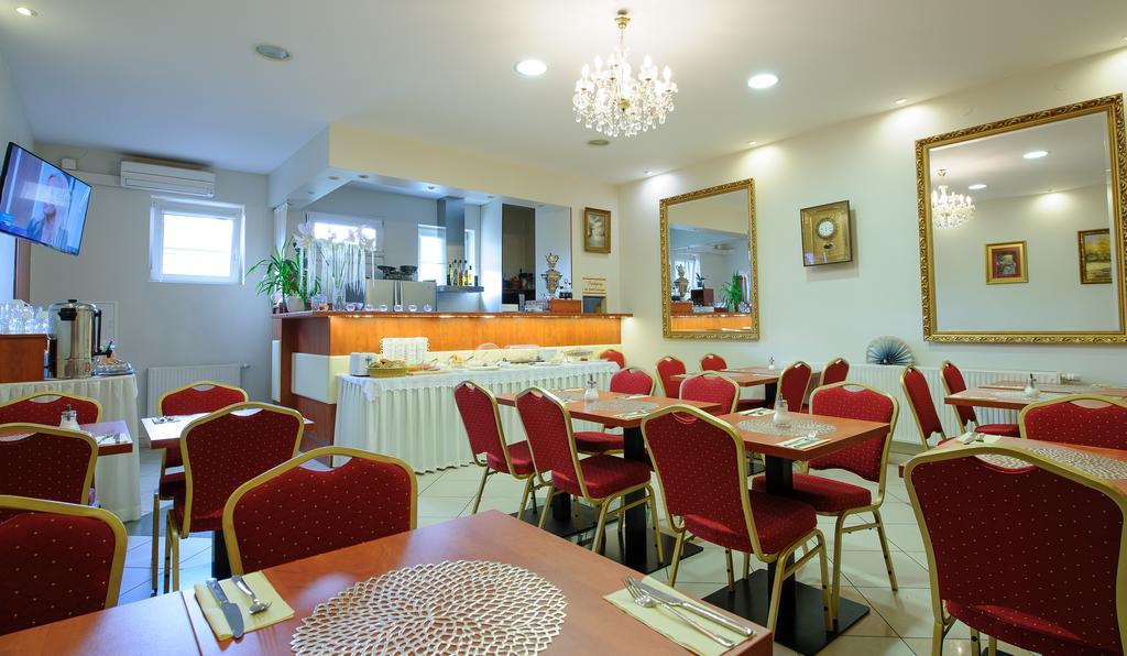 Abidar Hotel Spa & Wellness تشيخوتشينيك المظهر الخارجي الصورة